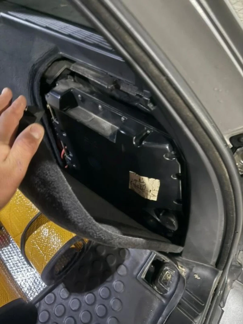 BMW 530, снимка 15 - Автомобили и джипове - 52361822