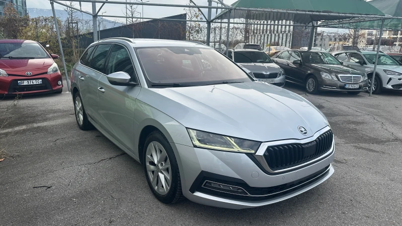 Skoda Octavia 2.0 TDI Automatic 4x4, снимка 2 - Автомобили и джипове - 52537771