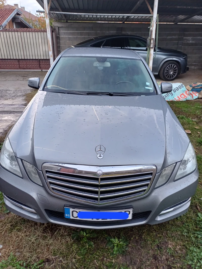 Mercedes-Benz E 220 Avangard, снимка 2 - Автомобили и джипове - 53450852