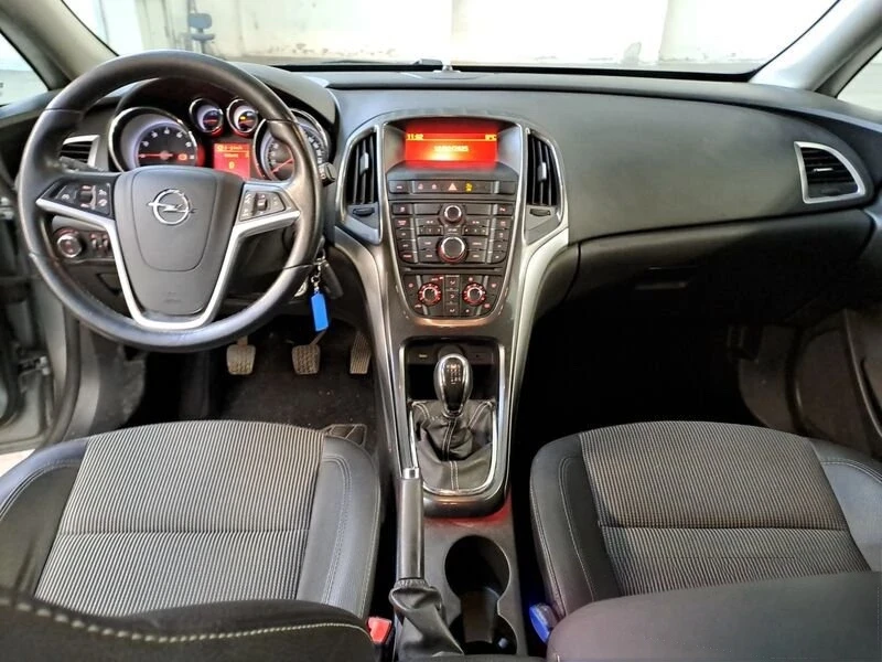 Opel Astra * FACELIFT* 1.4T* GPL* COSMO*  - изображение 5