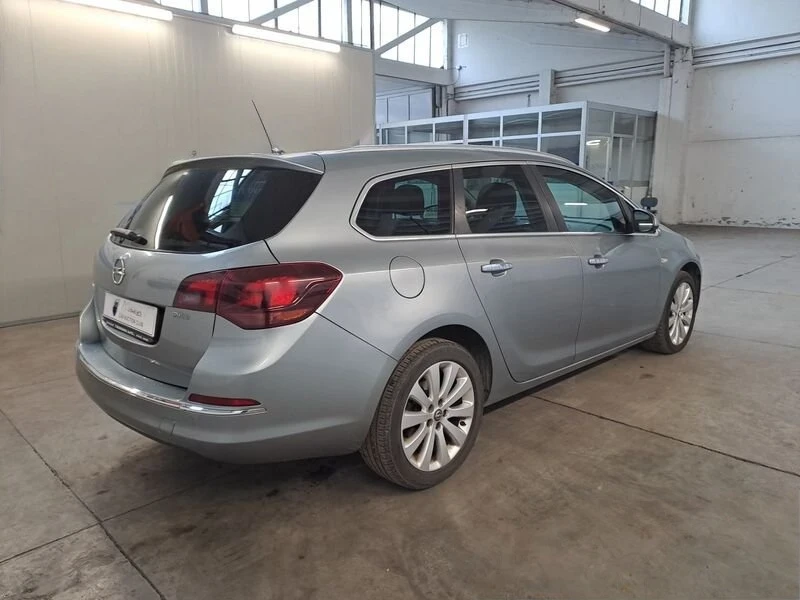 Opel Astra * FACELIFT* 1.4T* GPL* COSMO*  - изображение 4