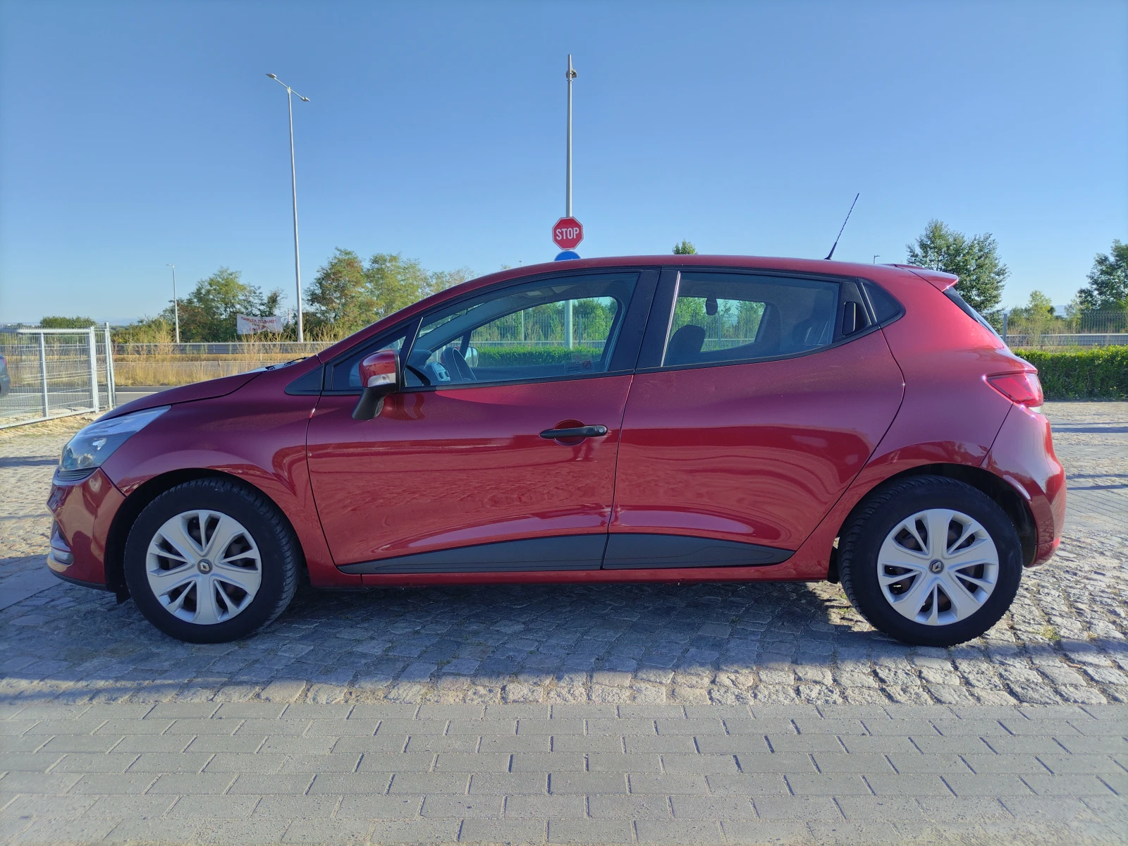 Renault Clio 0.9Tce/75к.с Life - изображение 4