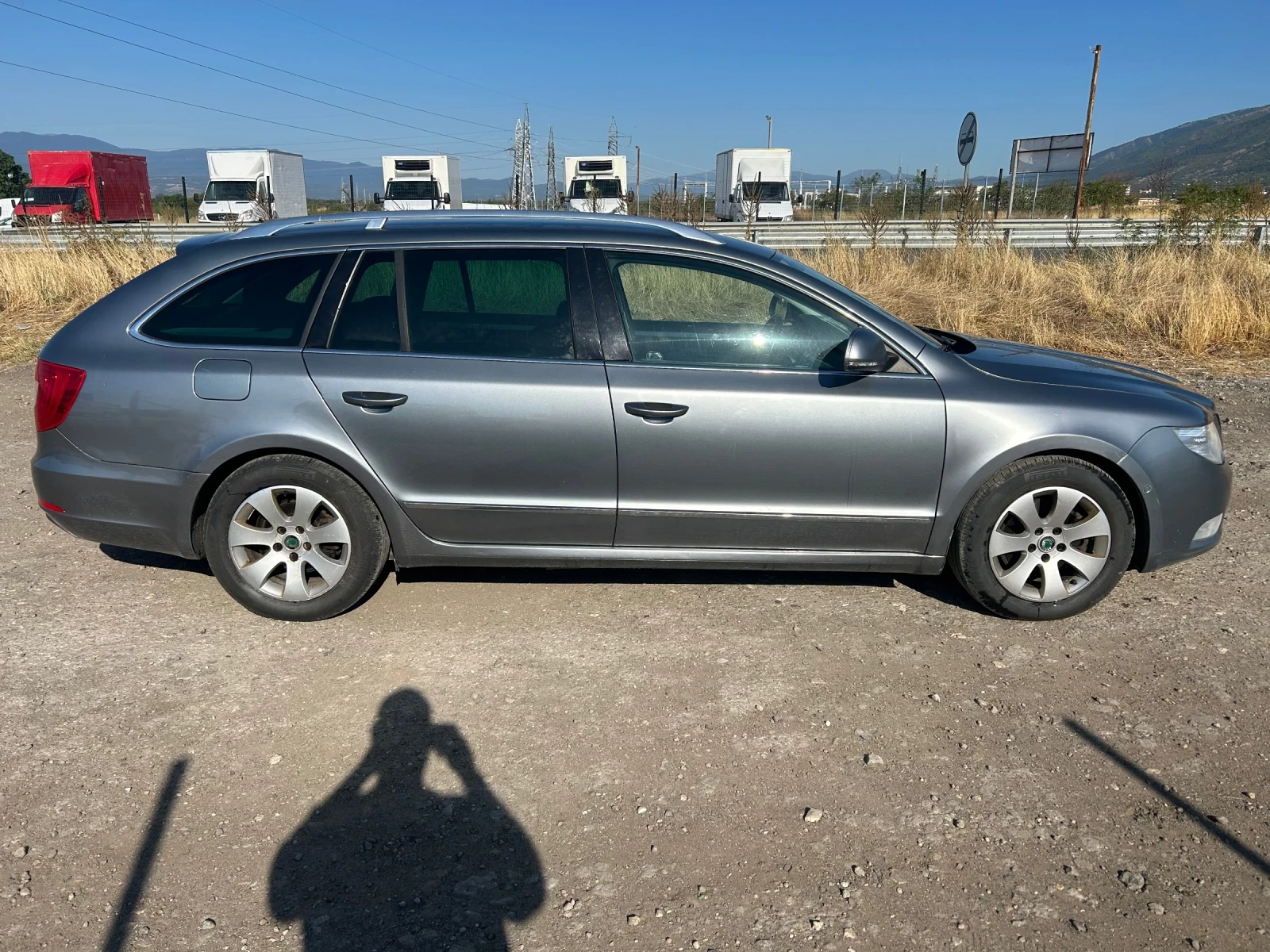 Skoda Superb 1.6 TDI - изображение 2