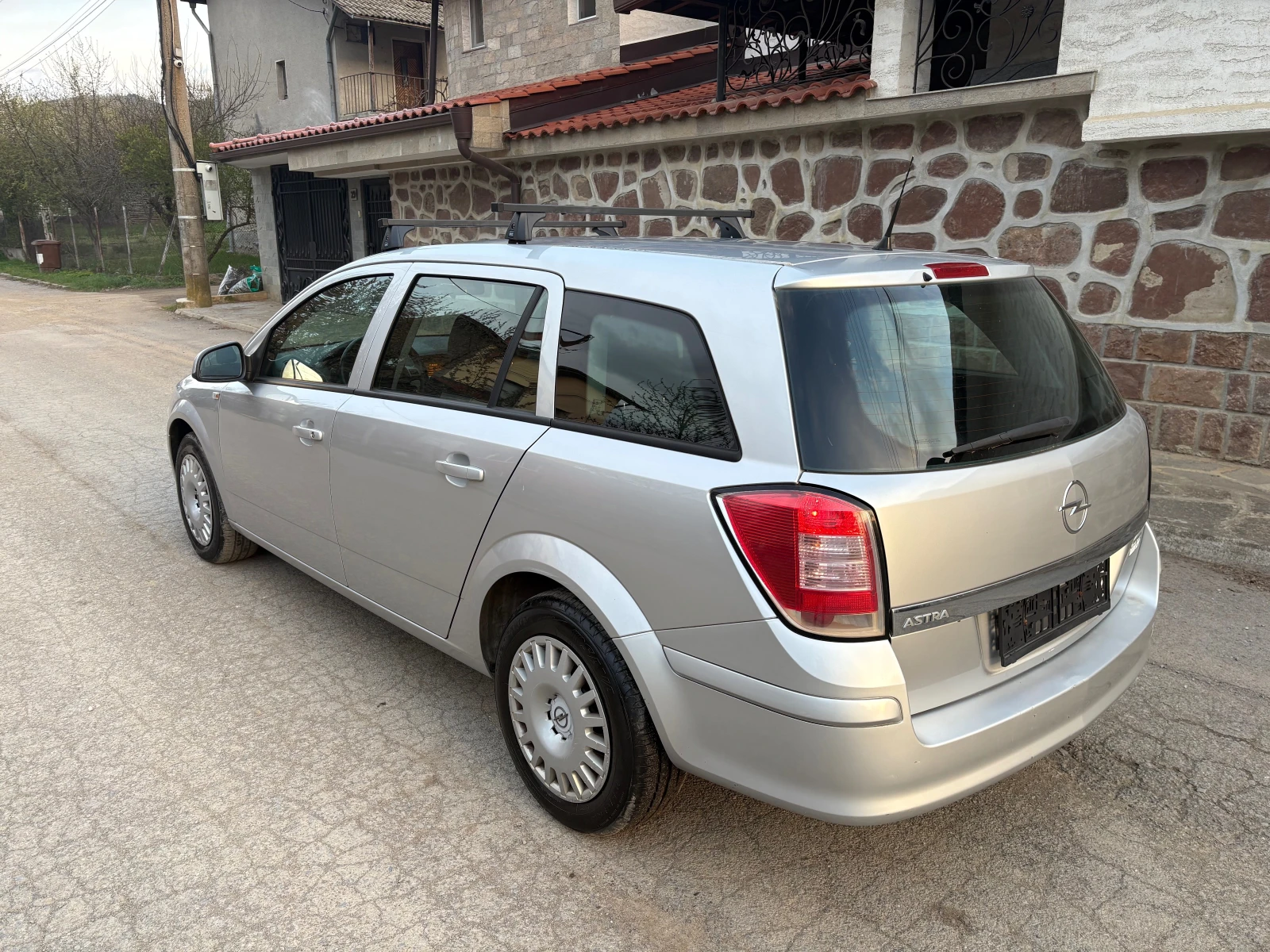 Opel Astra 1.6 - изображение 3