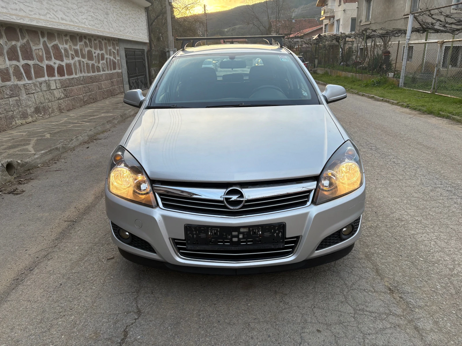 Opel Astra 1.6 - изображение 7