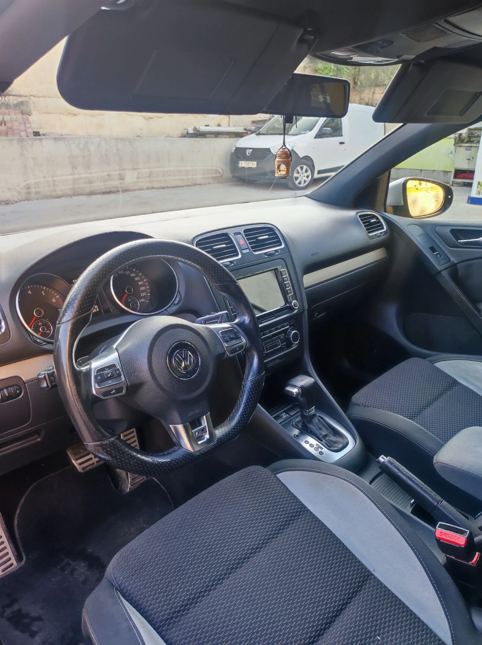 VW Golf 1.4TSI 160kс с газово  - изображение 10
