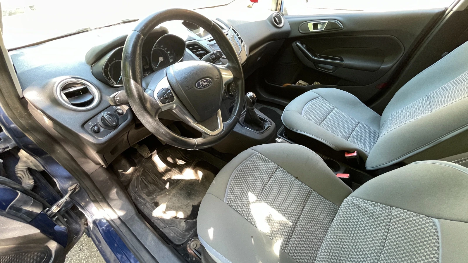 Ford Fiesta 1.0 i - изображение 7