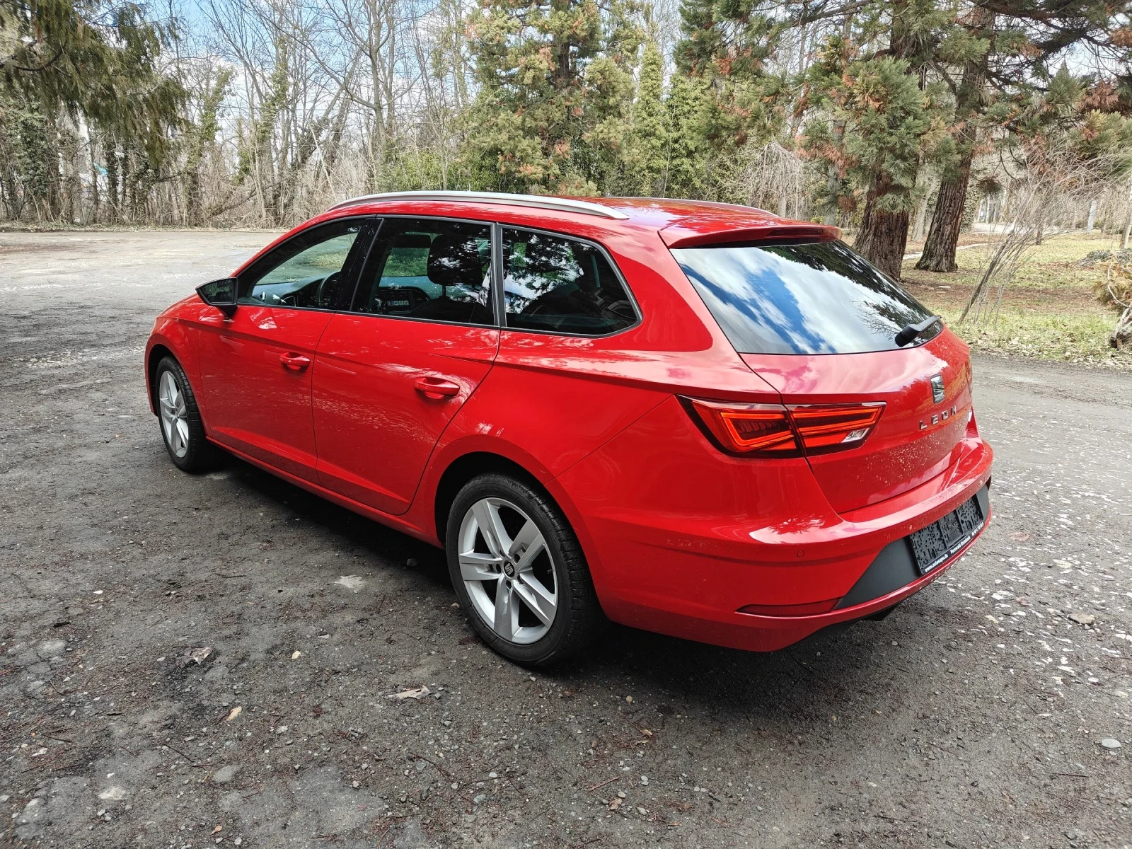 Seat Leon 1.6 TDI  FR - изображение 5