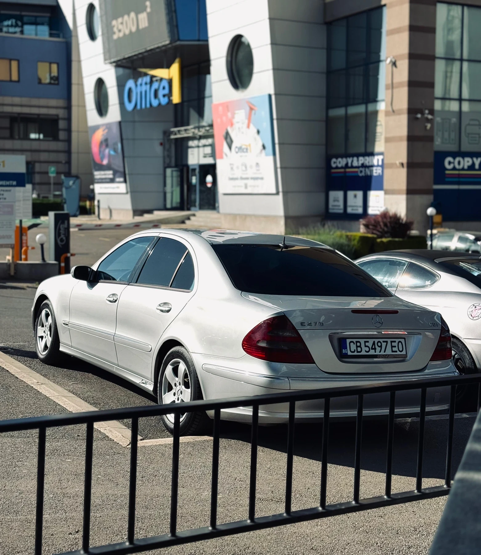 Mercedes-Benz E 270  - изображение 6