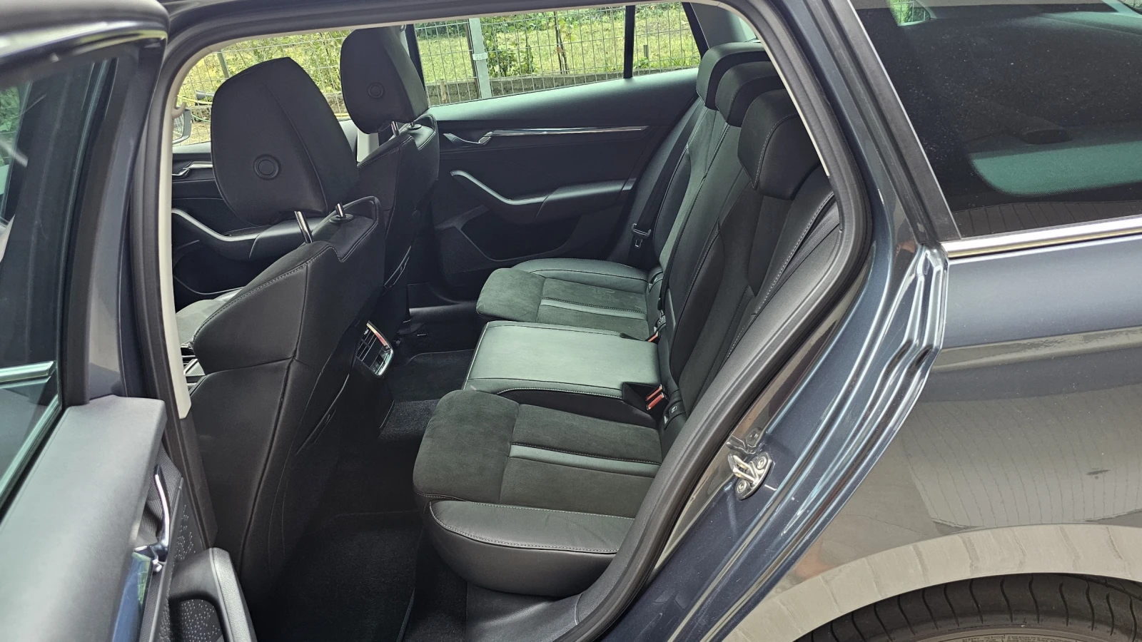 Skoda Octavia 1.4 TSi Plug-in Hybrid Matrix Head up Keyless  - изображение 9
