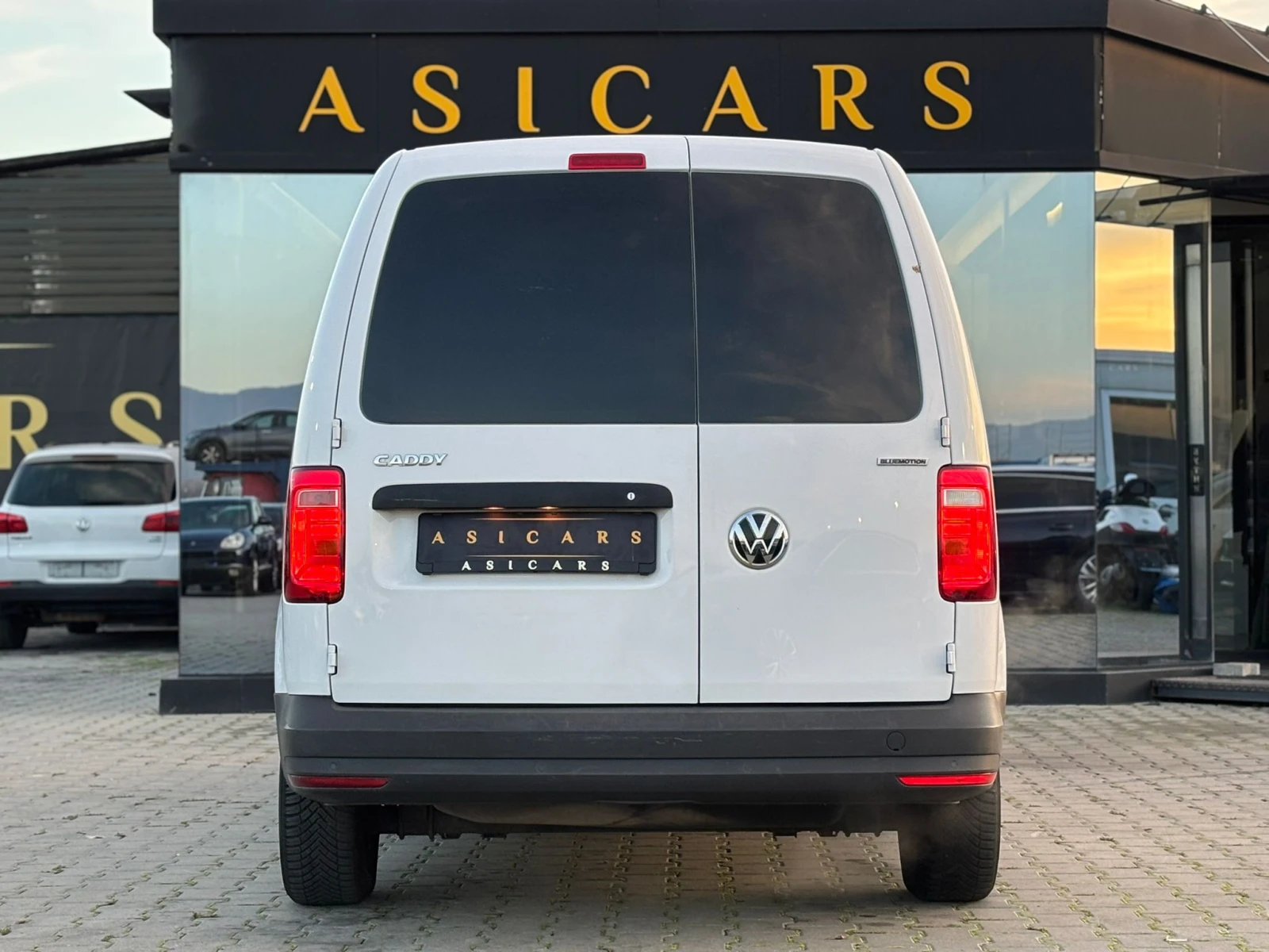 VW Caddy / 1.4I / METAN / TOP / - изображение 4