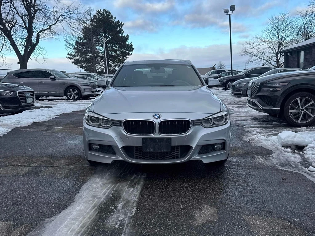BMW 330 М * 330i xDrive * CARFAX * ФИНАНСИРАНЕ - изображение 6