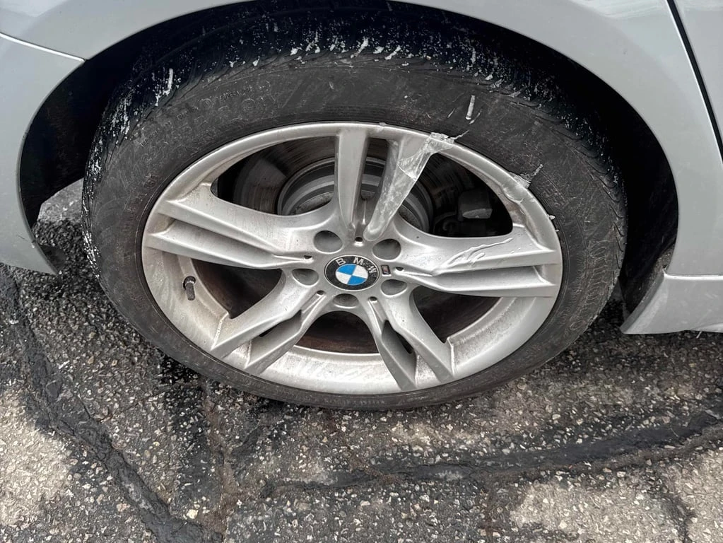 BMW 330 М * 330i xDrive * CARFAX * ФИНАНСИРАНЕ - изображение 7