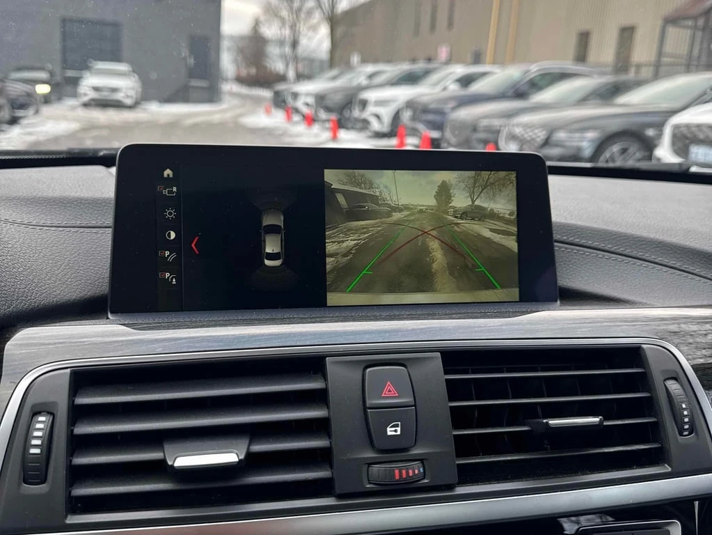 BMW 330 � * 330i xDrive * CARFAX * ����������� | Mobile.bg � ����������� 11