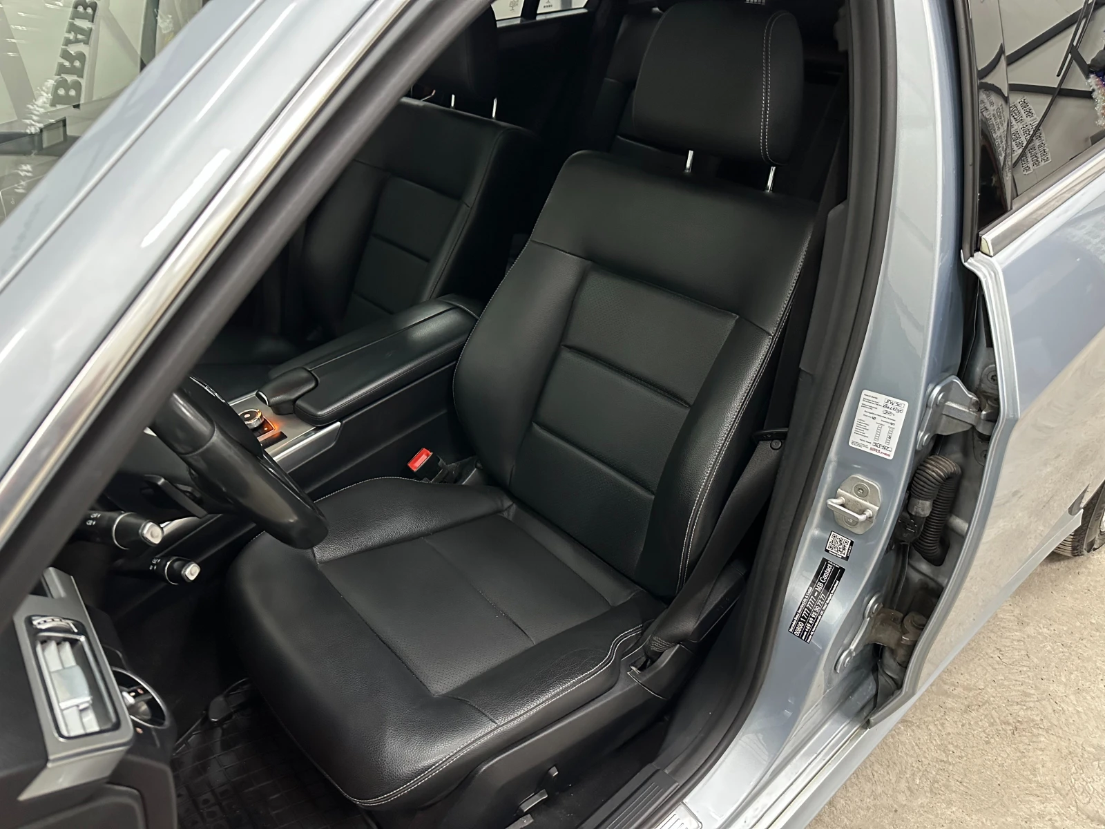 Mercedes-Benz E 350 * DISTR* �������* 4MATIC*  | Mobile.bg � ����������� 16