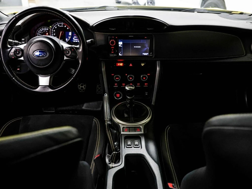 Subaru BRZ * High * CARFAX * ���� �� �� | Mobile.bg � ����������� 12