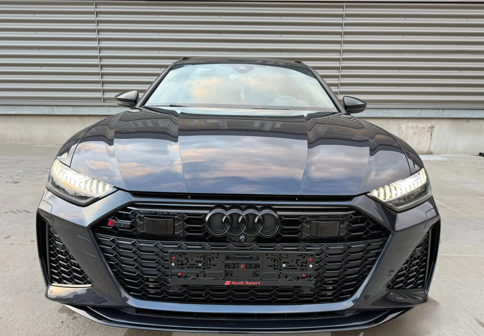 Audi Rs6 EXCLUSIVE/Ceramic/B&O/Matrix/360* /TV/78 хил.км.!! - изображение 2