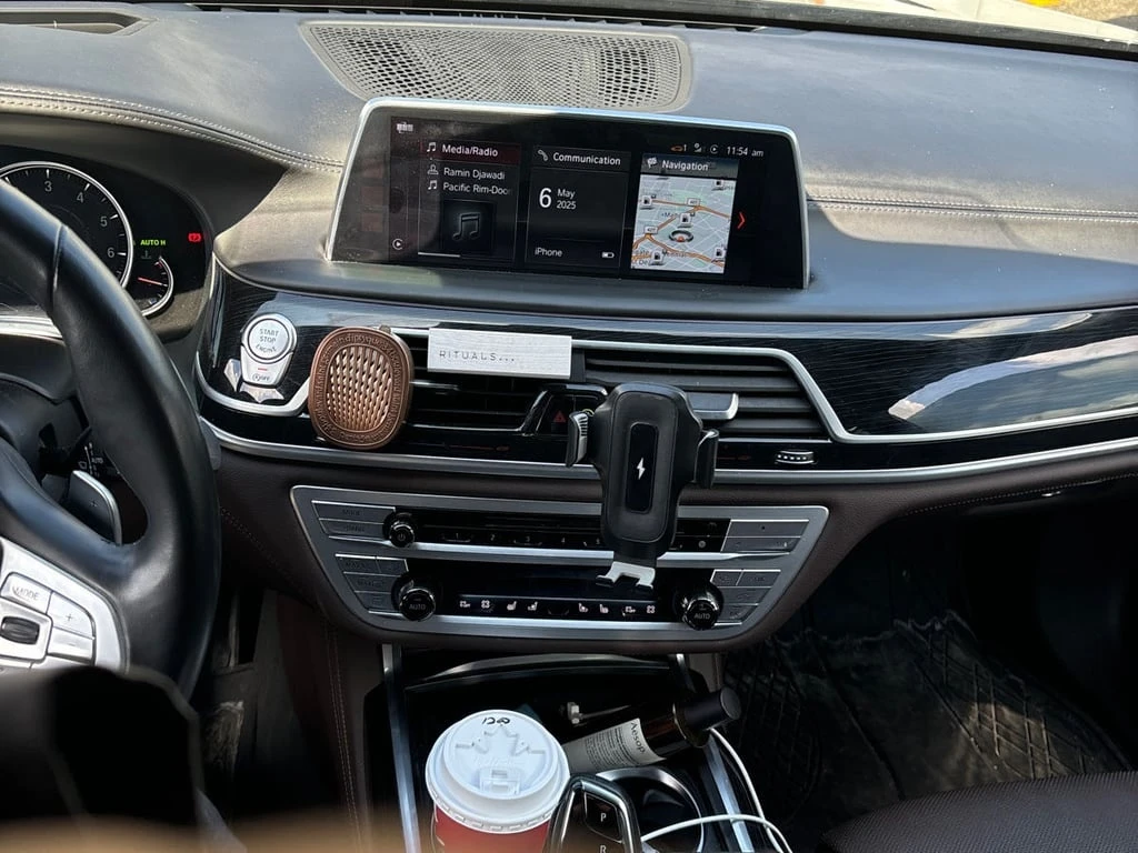 BMW 750 * 750i xDrive * CARFAX * ЦЕНА ДО БГ - изображение 9