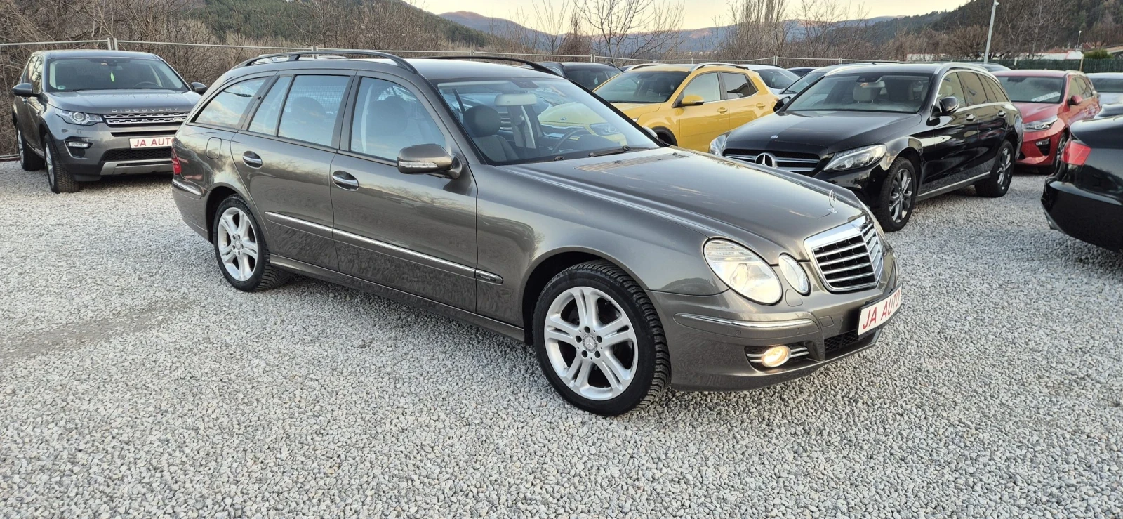 Mercedes-Benz E 280 3.0i-231кс.4Х4 - изображение 4
