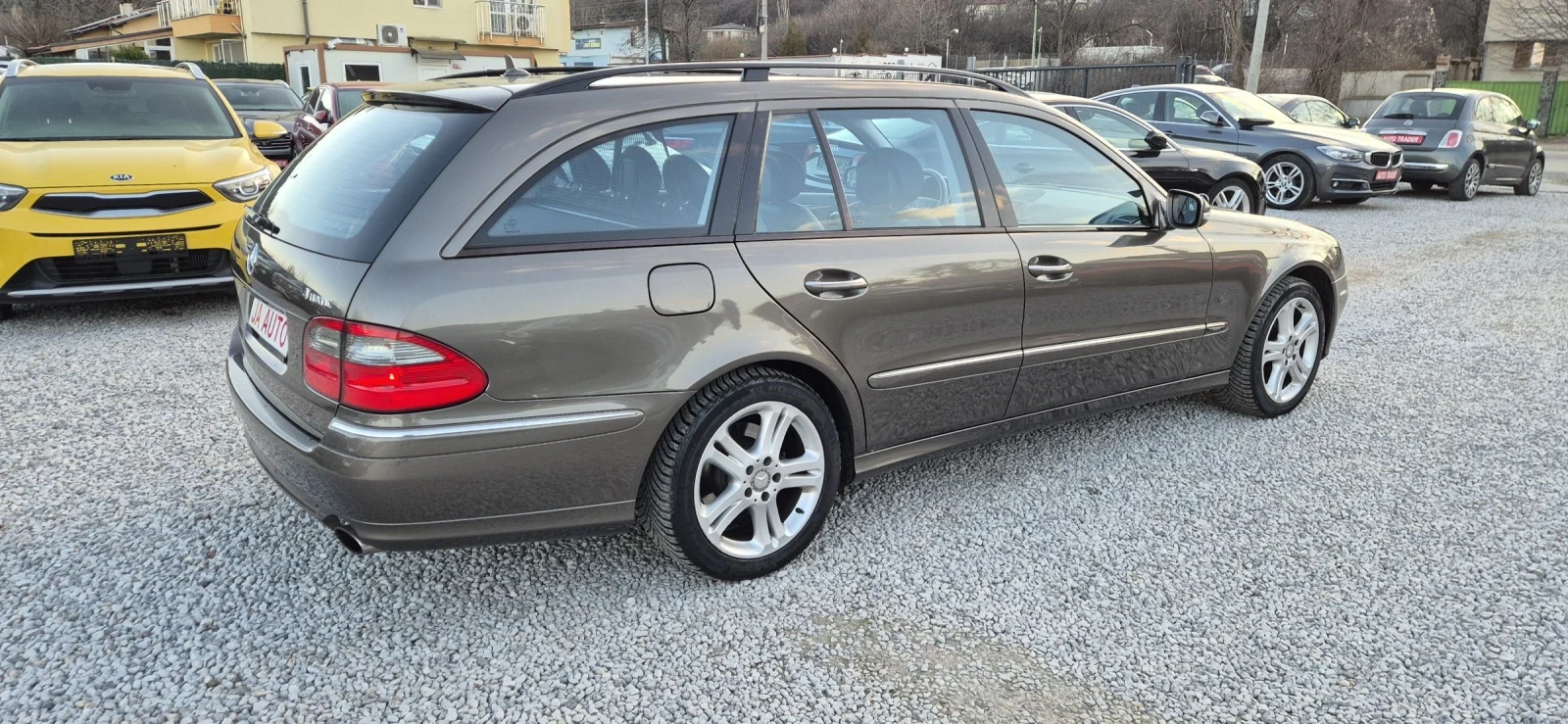 Mercedes-Benz E 280 3.0i-231кс.4Х4 - изображение 5