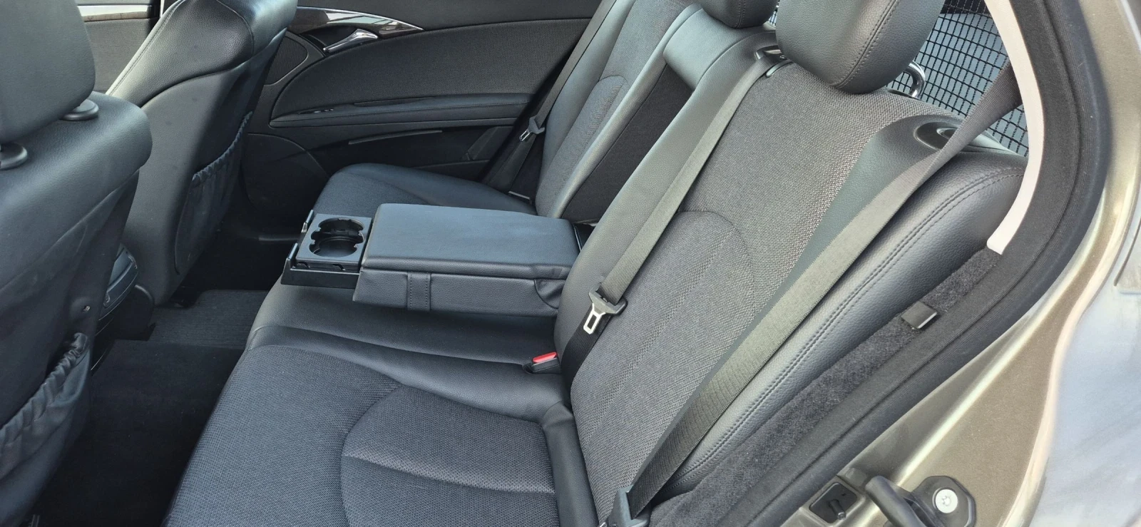 Mercedes-Benz E 280 3.0i-231кс.4Х4 - изображение 10