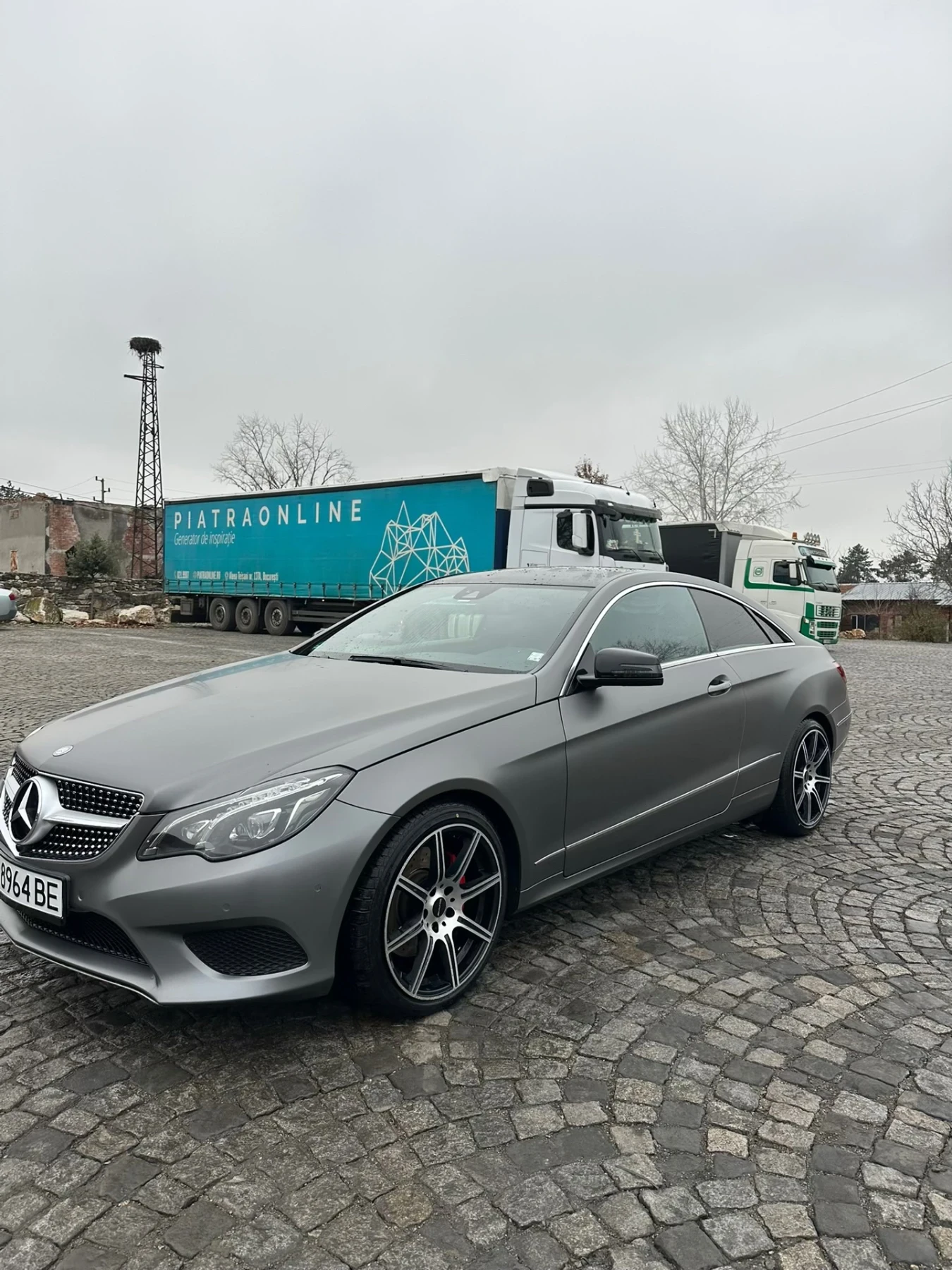 Mercedes-Benz E 220 C207
