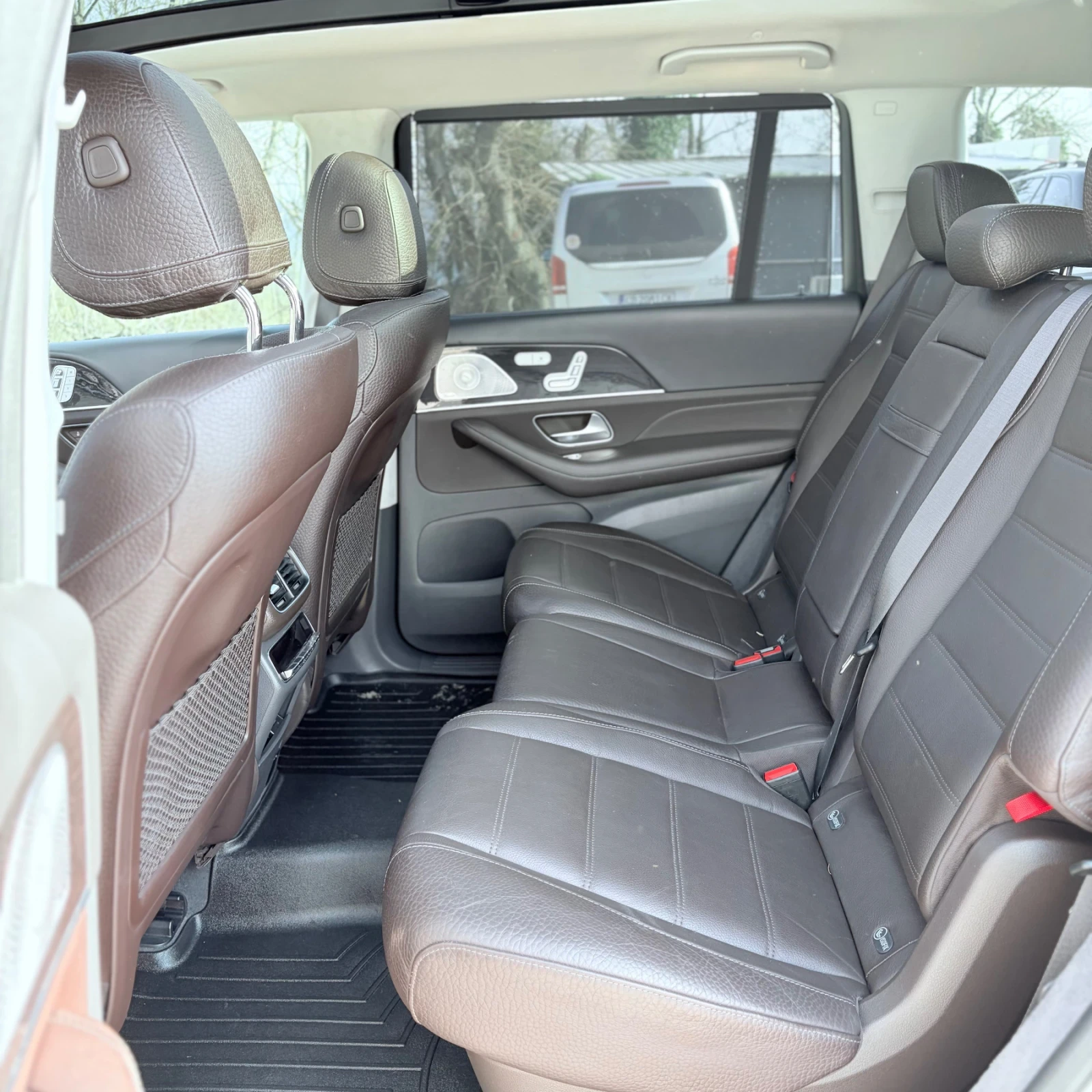 Mercedes-Benz GLS 450 AMG Pack , снимка 14 - Автомобили и джипове - 53974841