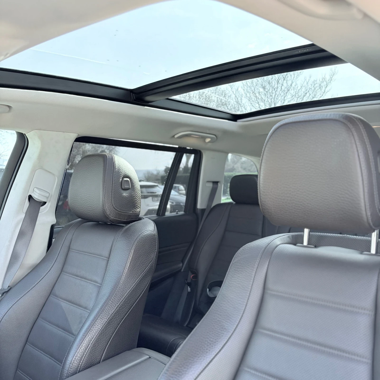 Mercedes-Benz GLS 450 AMG Pack , снимка 13 - Автомобили и джипове - 53974841