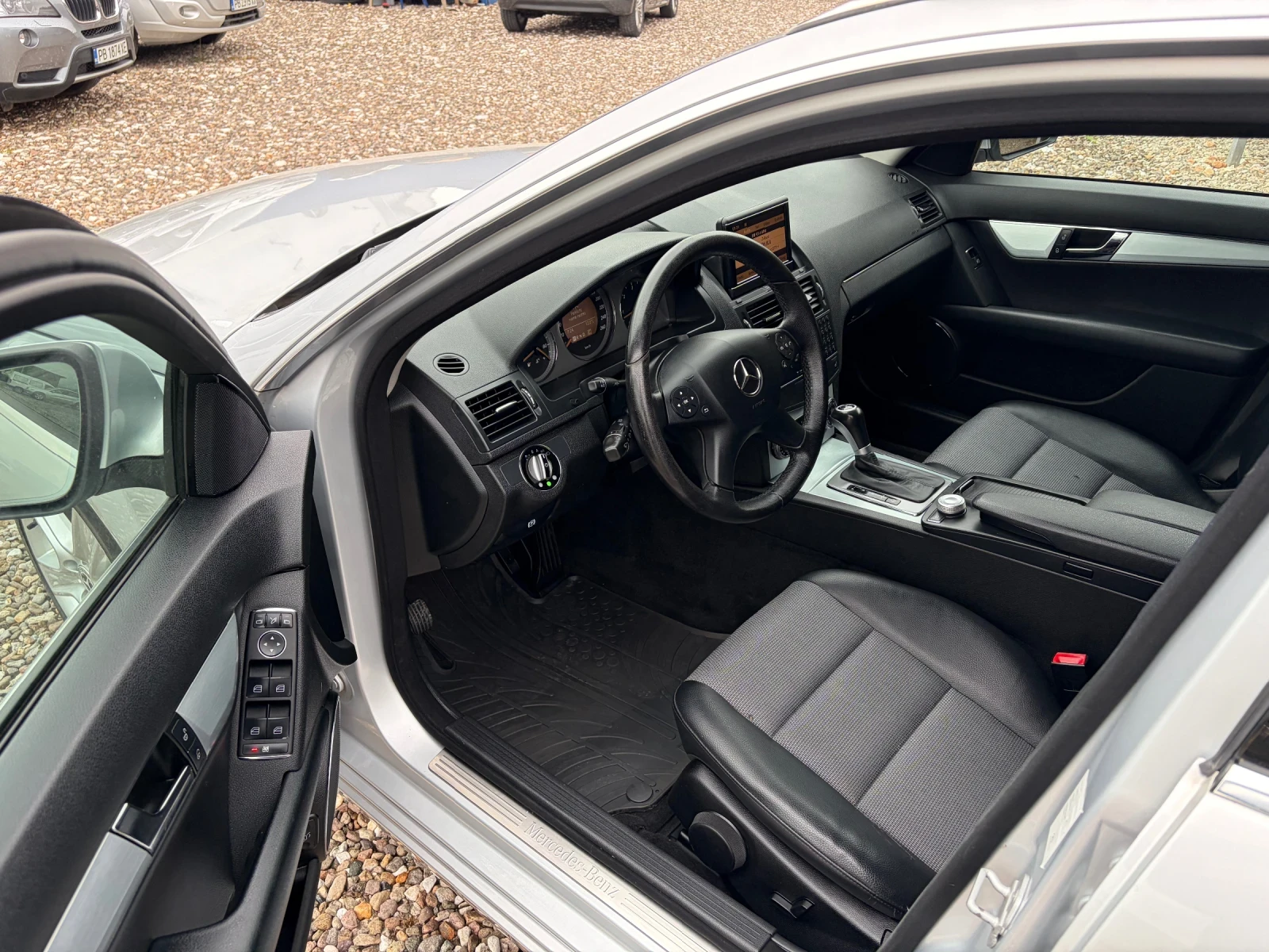 Mercedes-Benz C 320 3.2 CDI NAVI, снимка 2 - Автомобили и джипове - 54367502