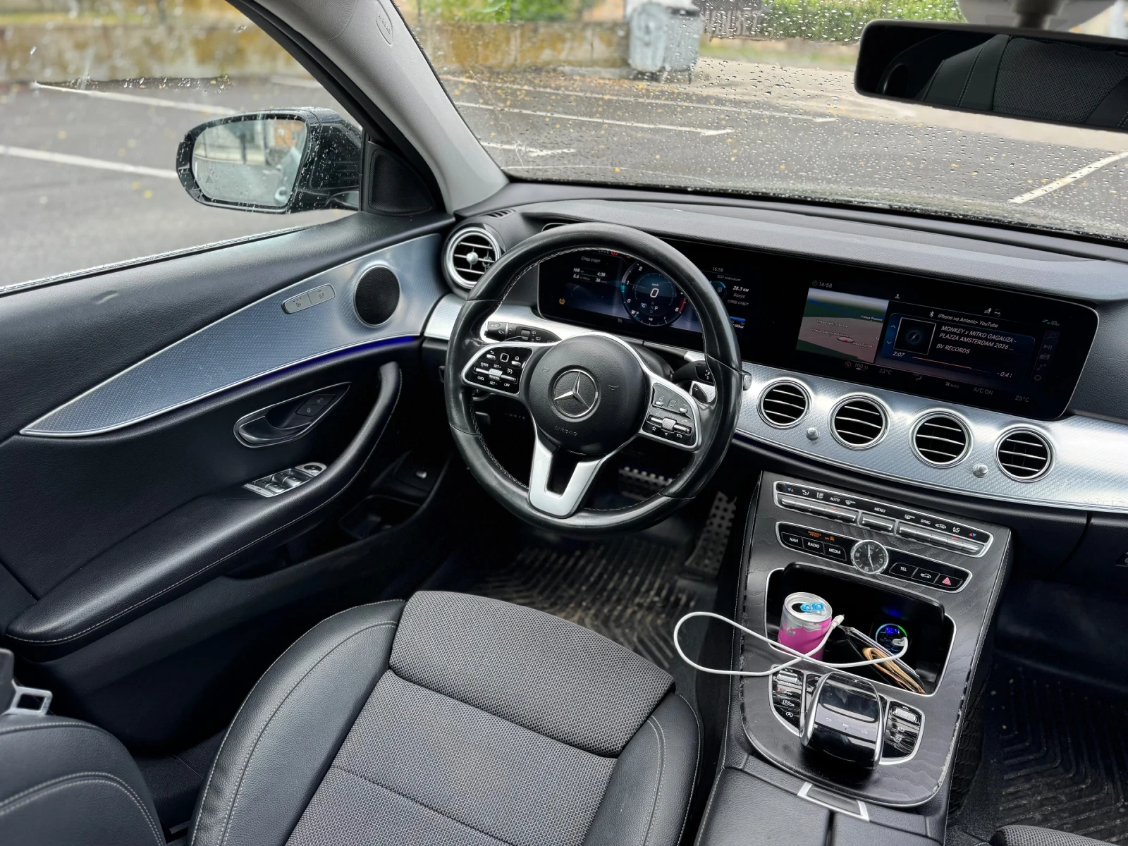Mercedes-Benz E 220 d FACE* DIGITAL* AMBIENT* CAM, снимка 5 - Автомобили и джипове - 54644851