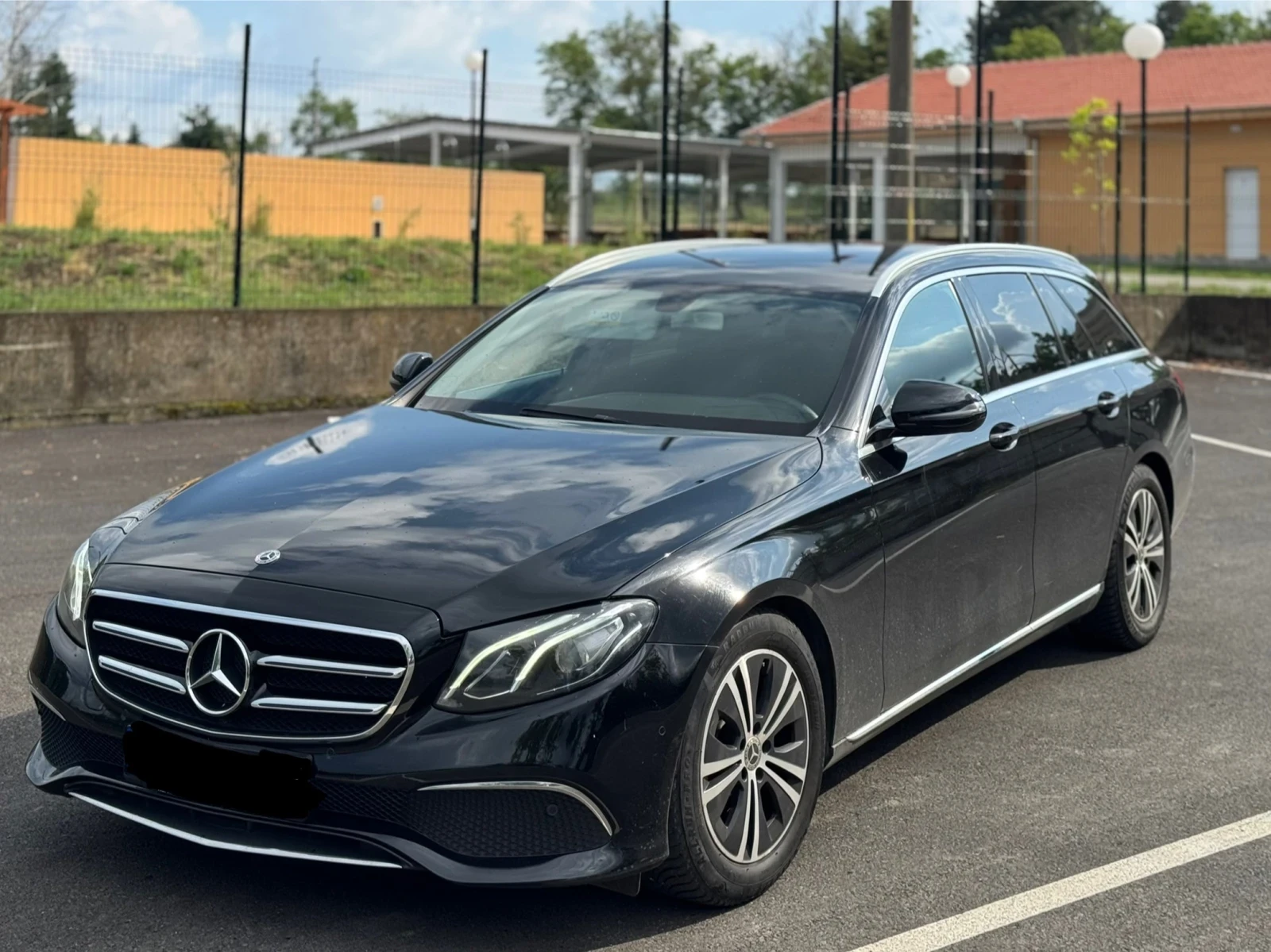 Mercedes-Benz E 220 d FACE* DIGITAL* AMBIENT* CAM