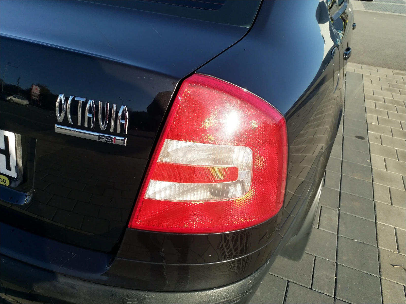 Skoda Octavia 2.0 FSI, снимка 5 - Автомобили и джипове - 54704202