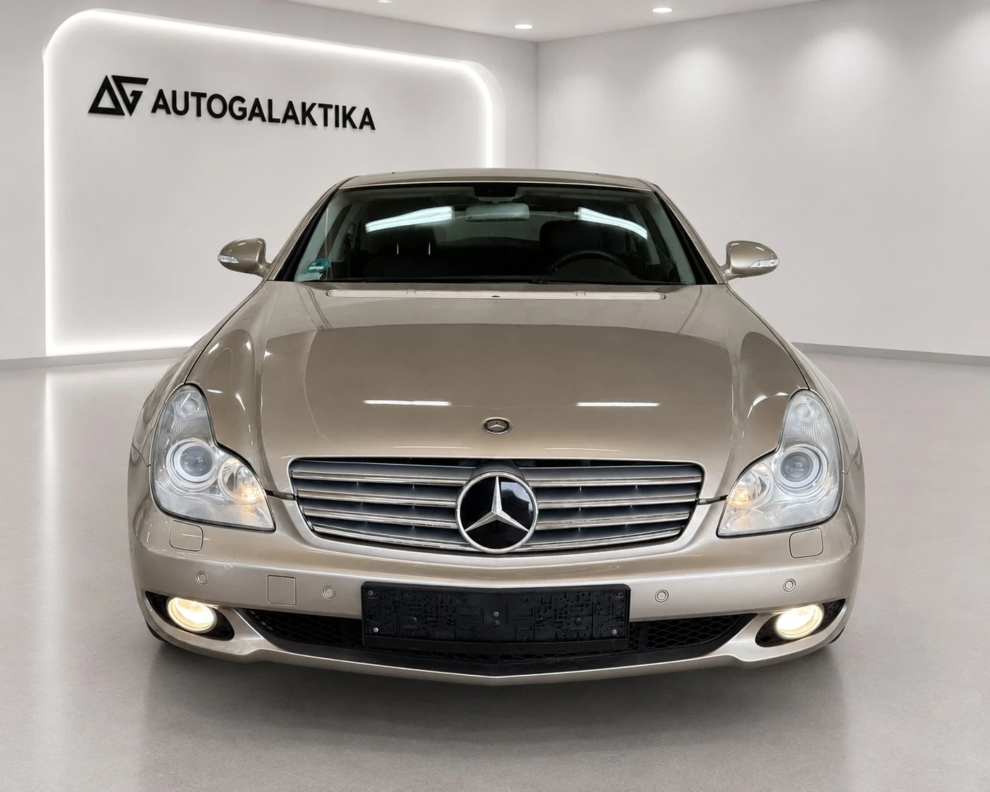 Mercedes-Benz CLS 350 * Всички екстри* Сервизна История* На Пружини