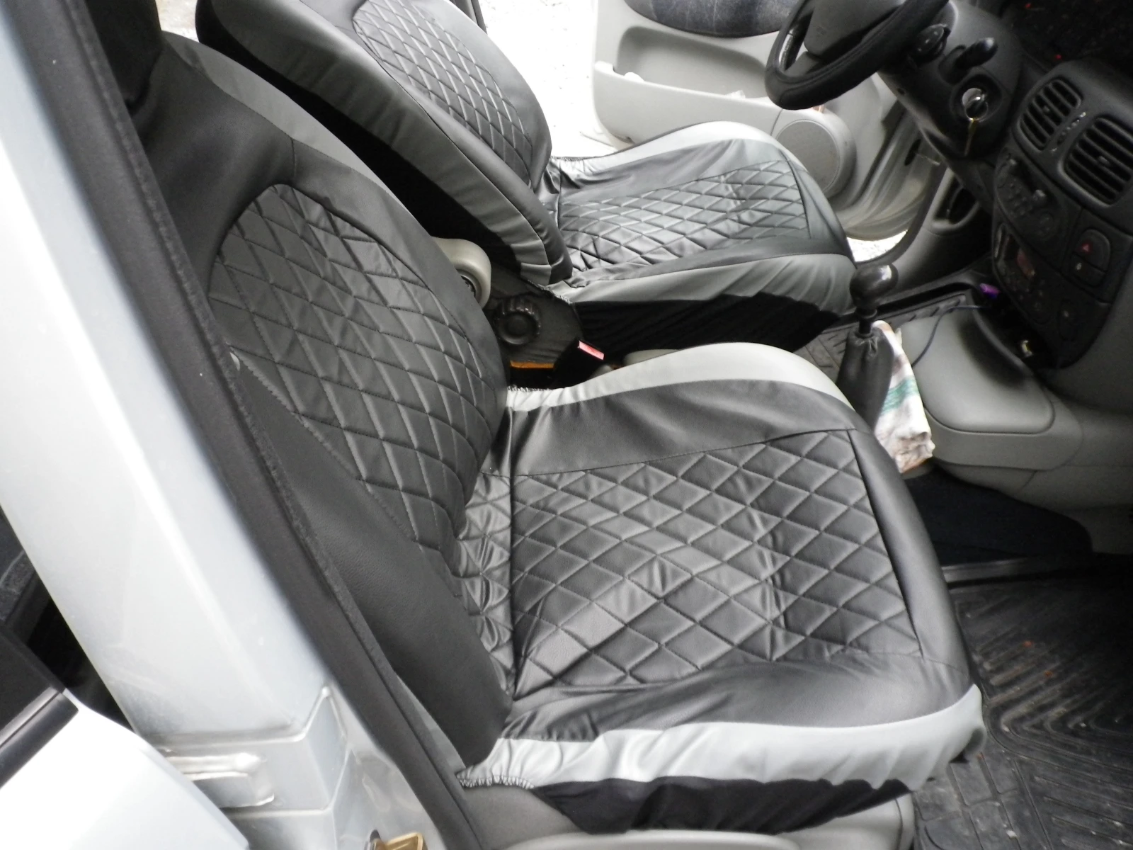 Renault Scenic, снимка 14 - Автомобили и джипове - 55110165