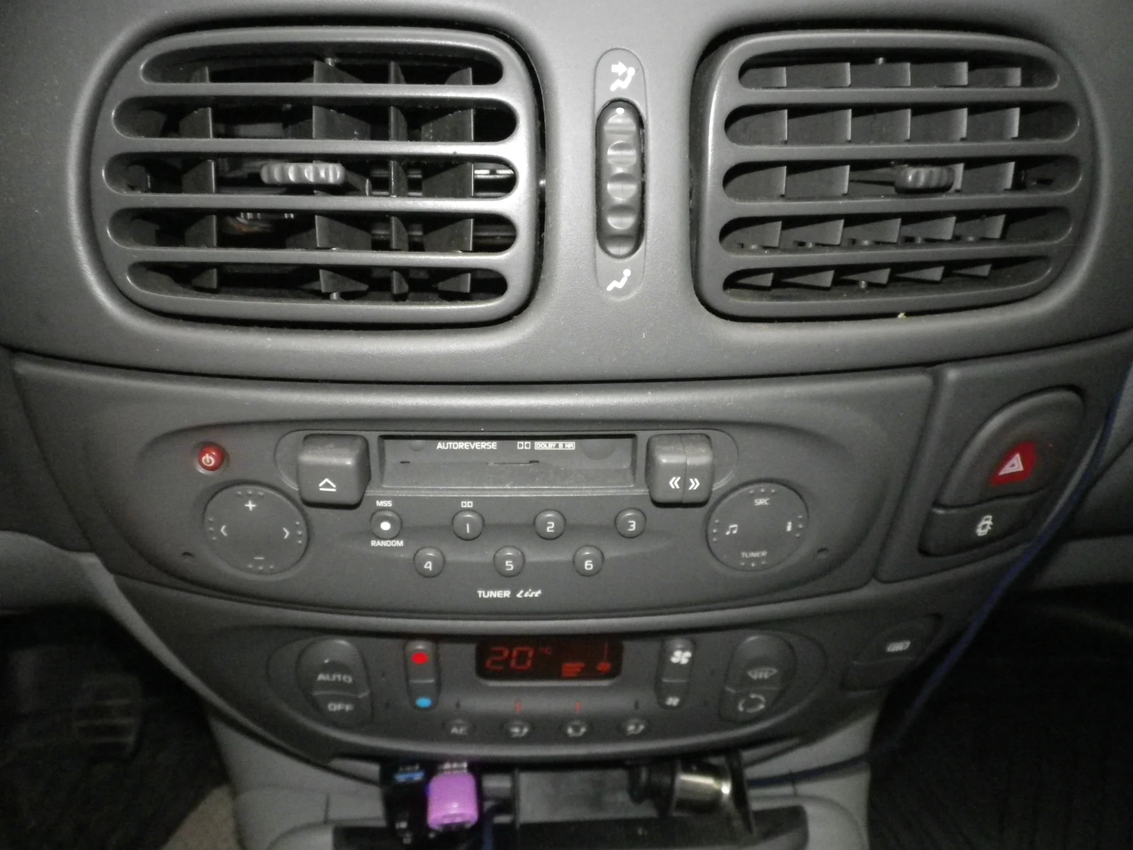Renault Scenic, снимка 10 - Автомобили и джипове - 55110165