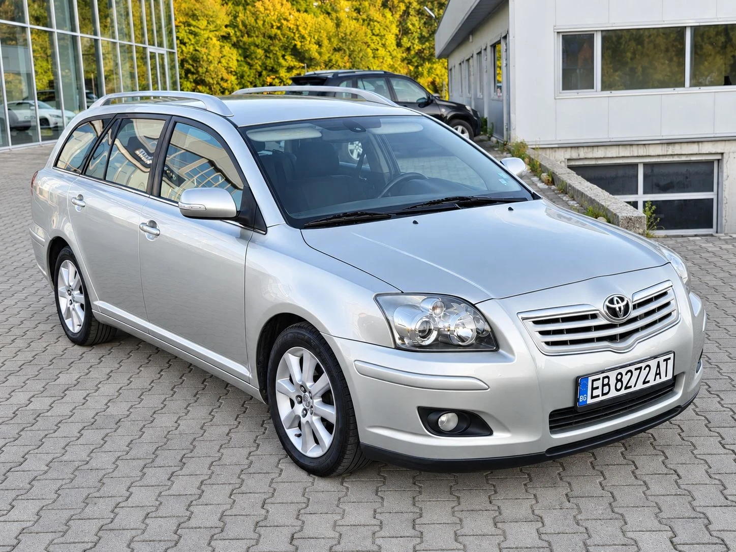 Toyota Avensis 2.0   126 К.С.   FACELIFT, снимка 2 - Автомобили и джипове - 56144893