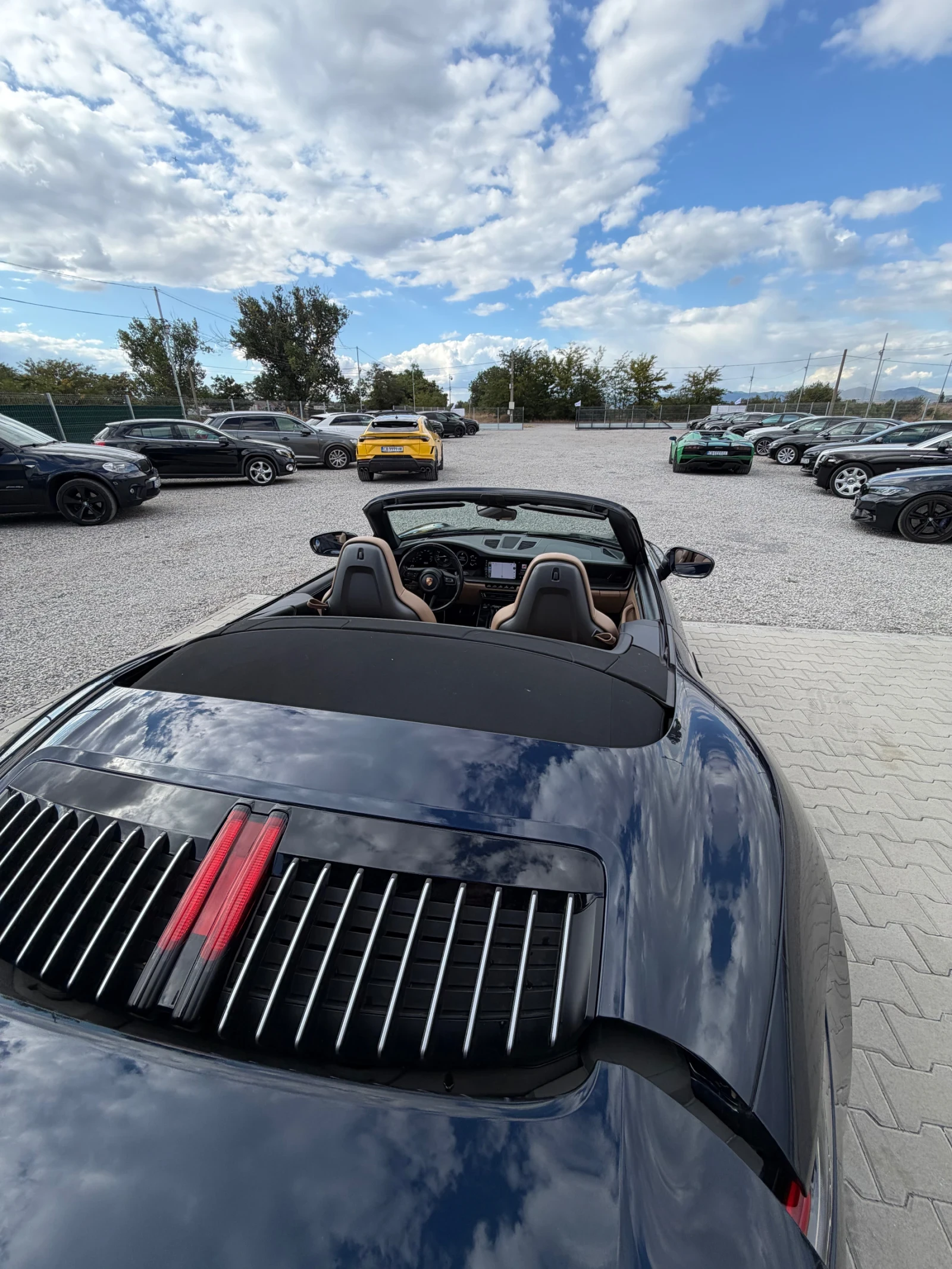 Porsche 911 Carrera4s, снимка 15 - Автомобили и джипове - 56197939