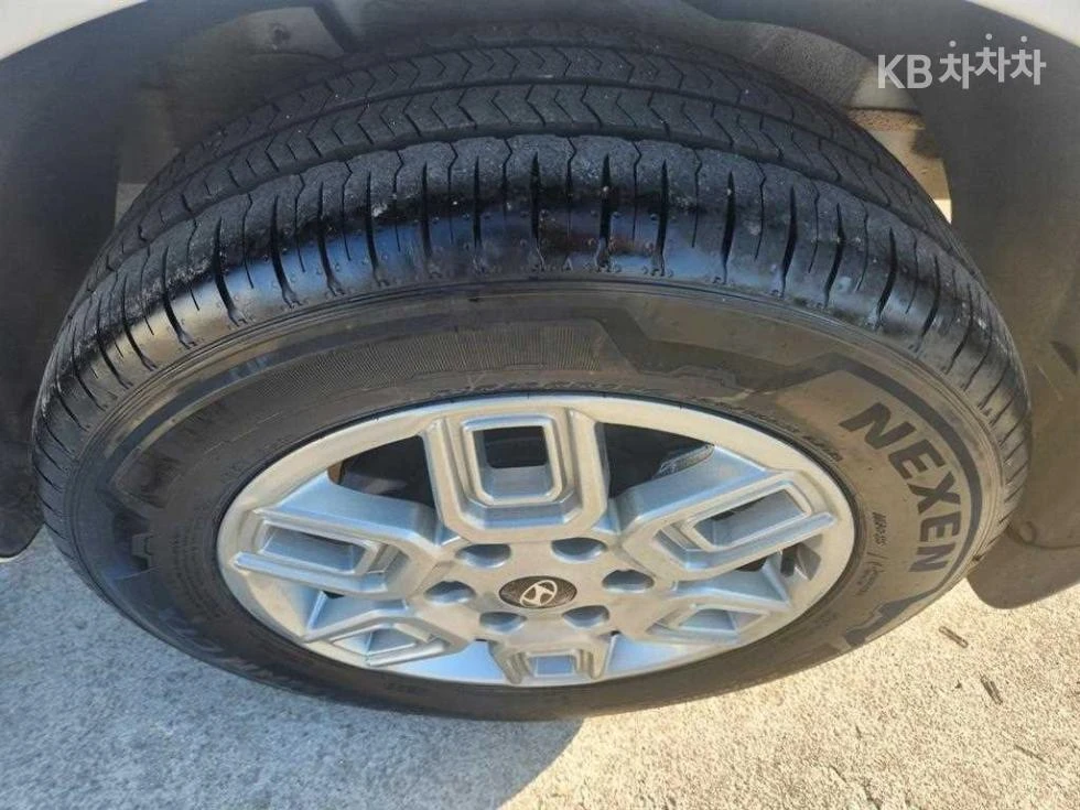 Hyundai Staria, снимка 11 - Автомобили и джипове - 56206107