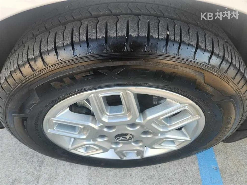 Hyundai Staria, снимка 10 - Автомобили и джипове - 56206107