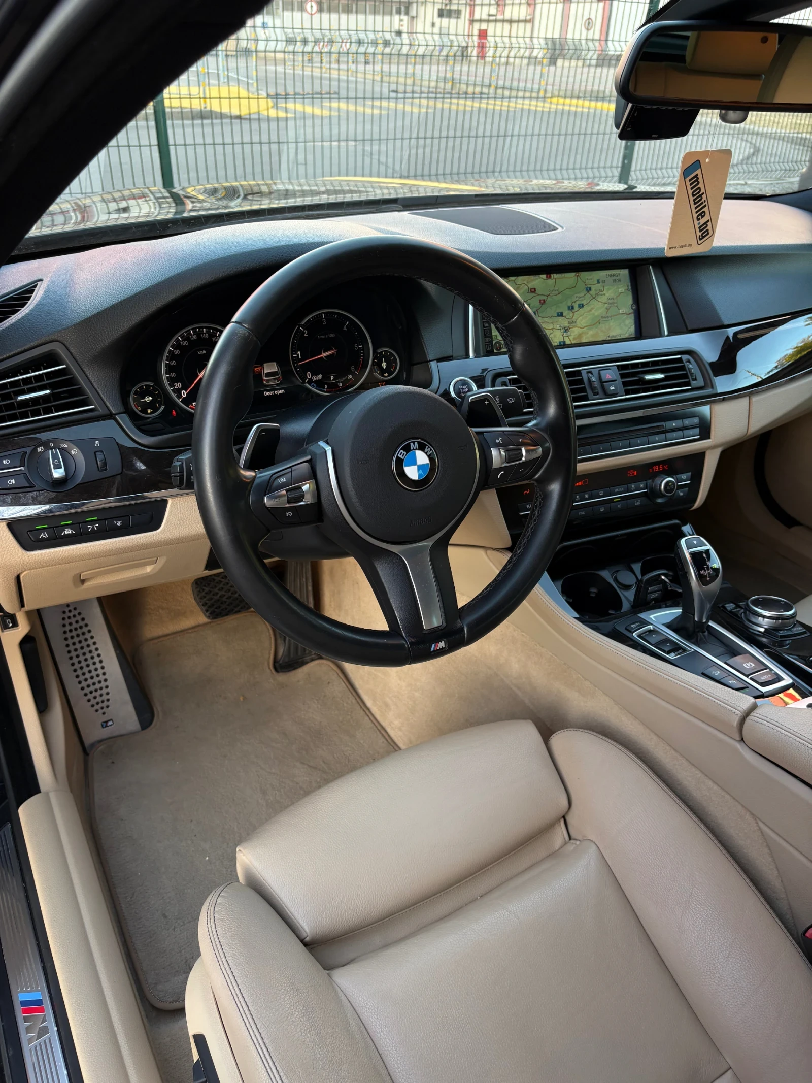 BMW 535 xDrive* M-Pack* FaceLift* Led* Panorama* Keyless* , снимка 7 - Автомобили и джипове - 56404074