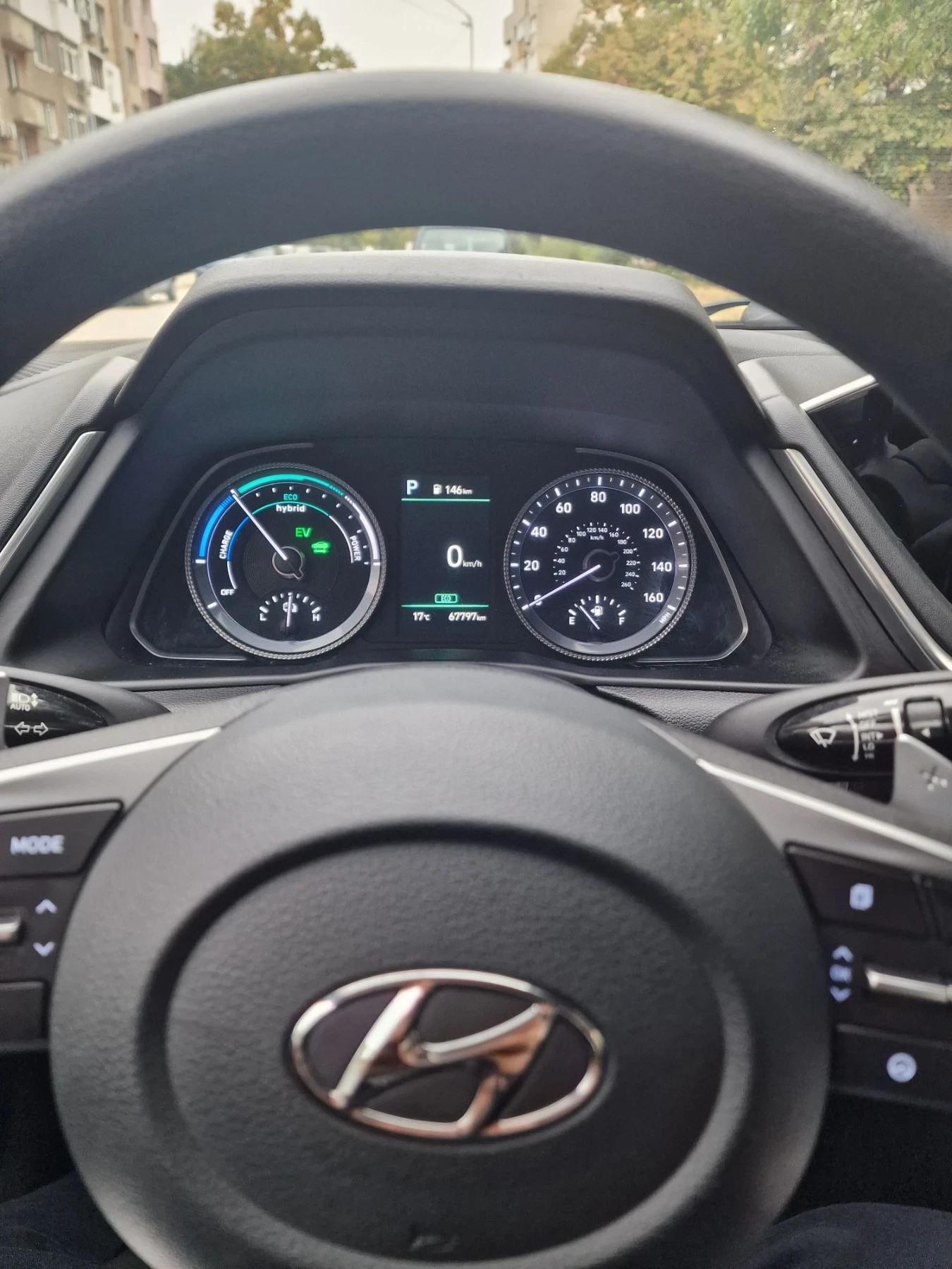 Hyundai Sonata 2.0 (Hydrid), снимка 12 - Автомобили и джипове - 56456231