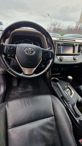 Toyota Rav4 2.2D/KAMERA/AWD/AVTOMAT/SERVIZNA ISTORIA , снимка 15