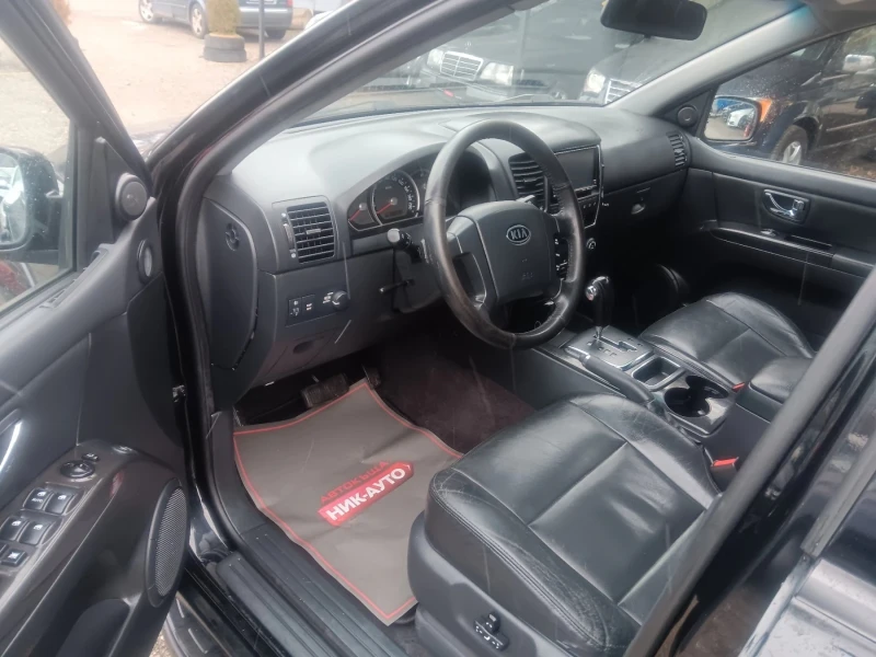 Kia Sorento 2.5CRDI* AUT* , снимка 9 - Автомобили и джипове - 48323444