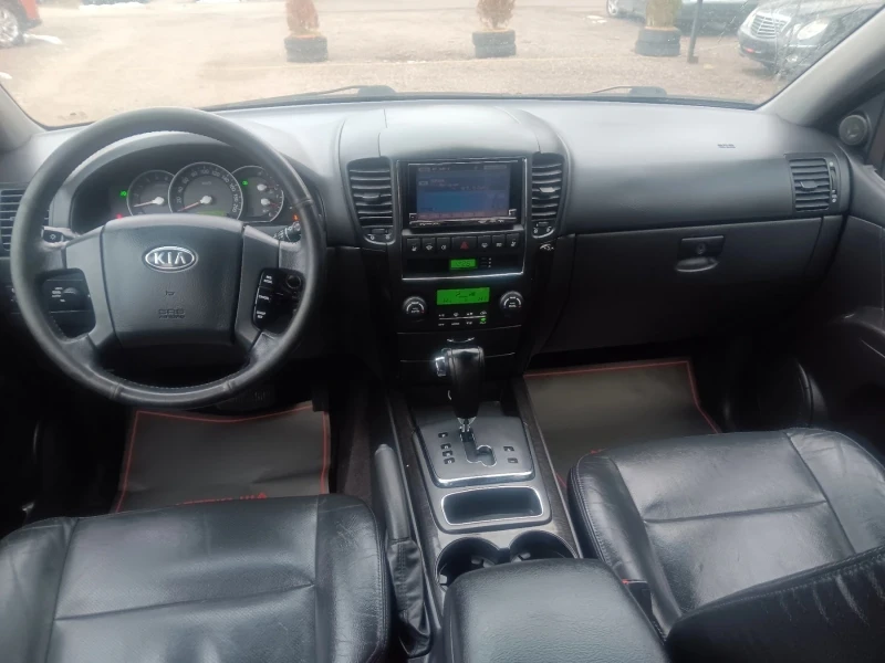 Kia Sorento 2.5CRDI* AUT* , снимка 7 - Автомобили и джипове - 48323444