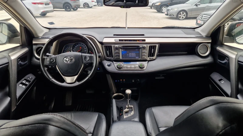 Toyota Rav4 2.2D/KAMERA/AWD/AVTOMAT/SERVIZNA ISTORIA , снимка 11 - Автомобили и джипове - 48645180