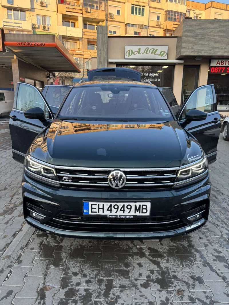 VW Tiguan R-Line 164хил/Facelift, снимка 5 - Автомобили и джипове - 48929969