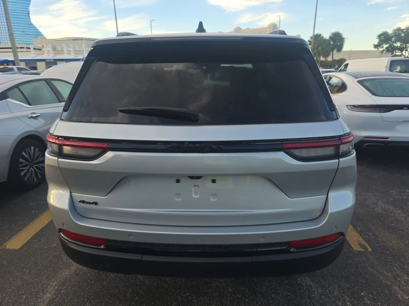 Jeep Grand cherokee Altitude, снимка 5 - Автомобили и джипове - 52486268