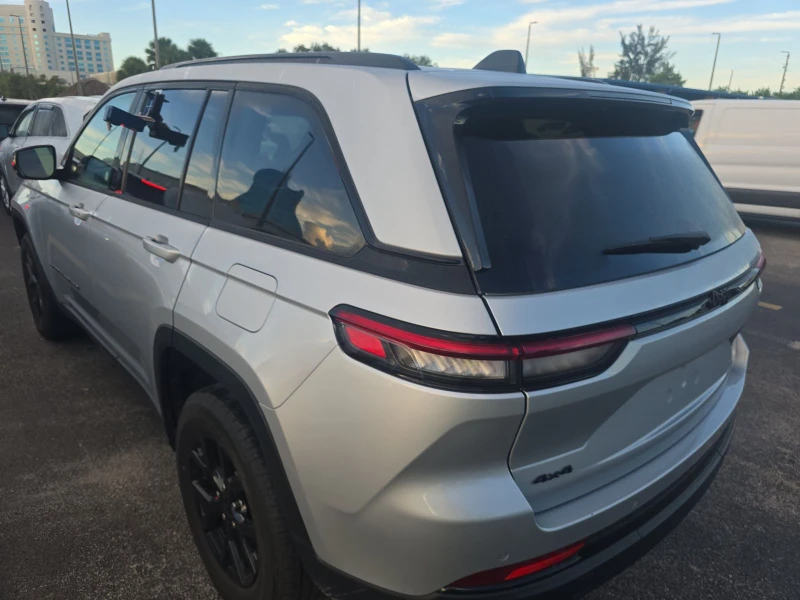 Jeep Grand cherokee Altitude, снимка 6 - Автомобили и джипове - 52486268