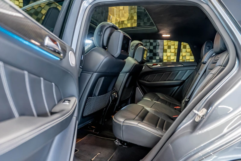 Mercedes-Benz GLE 63 S AMG Coupe 4MATIC, снимка 13 - Автомобили и джипове - 52722784