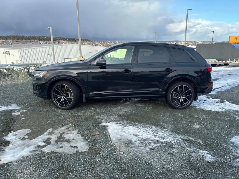 Audi Q7 * Progressiv * CARFAX * БЕЗ ПЪРВОНАЧАЛНА ВНОСКА, снимка 2 - Автомобили и джипове - 52931086